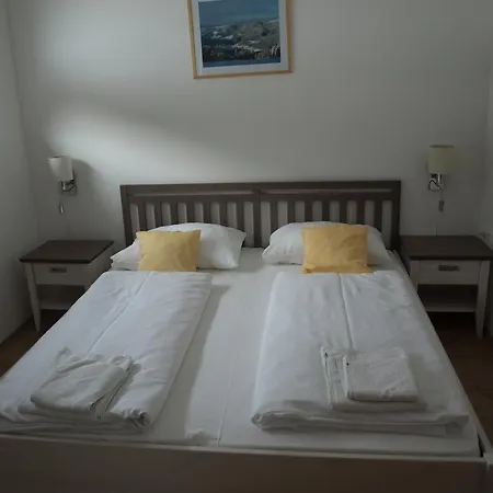 Апартаменты Haus Royal