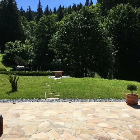 Haus Royal * Lackenhof